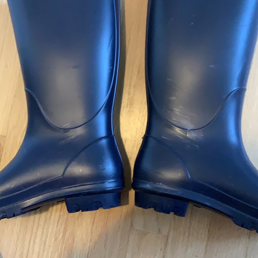 Ugg Rain Boot - Picture 6 of 6